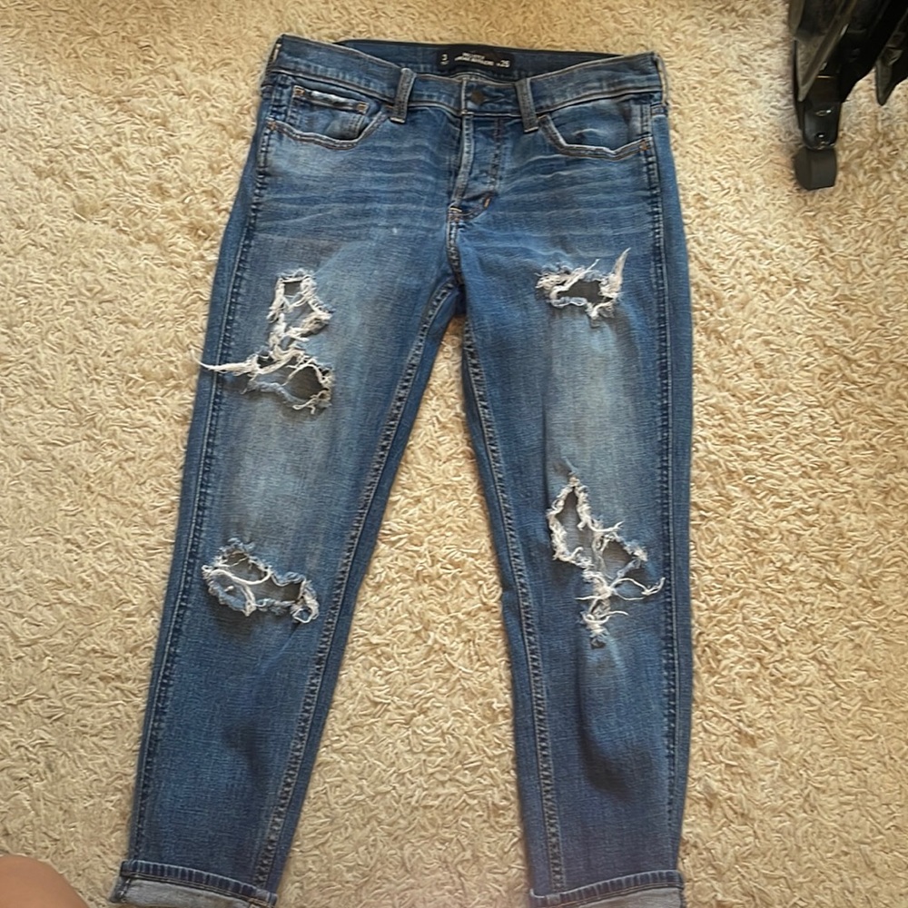 Hollister boyfriend Jean